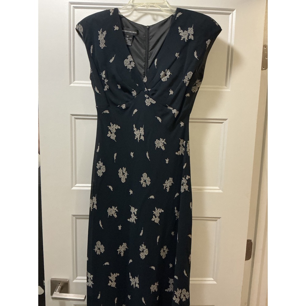 Jones New York Dress Navy Blue Floral V-Neck Cap Sleeve Midi Sheath Size 6